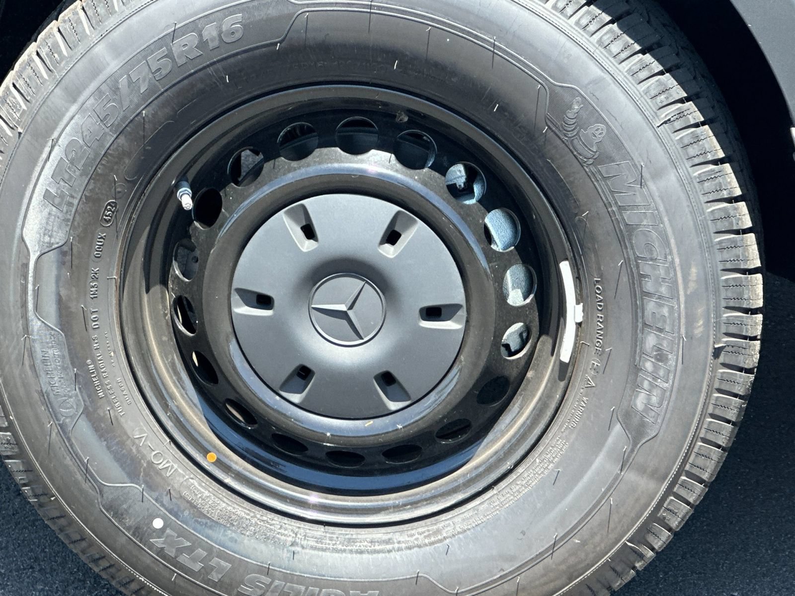 New 2025 Mercedes-Benz Sprinter 2500 image 31