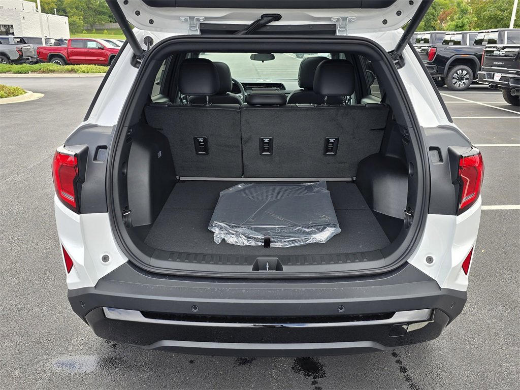 New 2026 GMC Terrain Elevation w/ Elevation Premium Package image 28