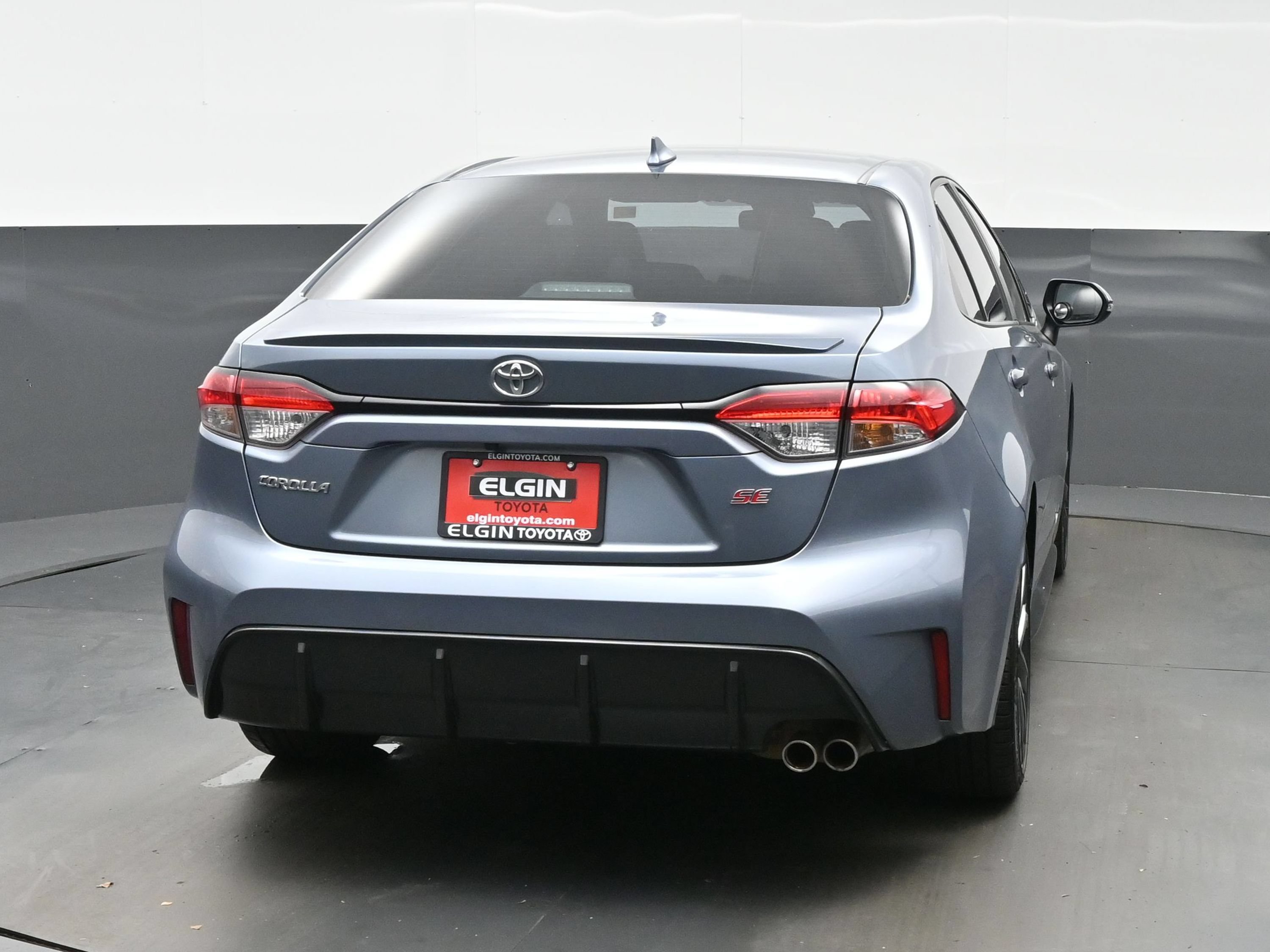 Used 2023 Toyota Corolla SE FWD image 5