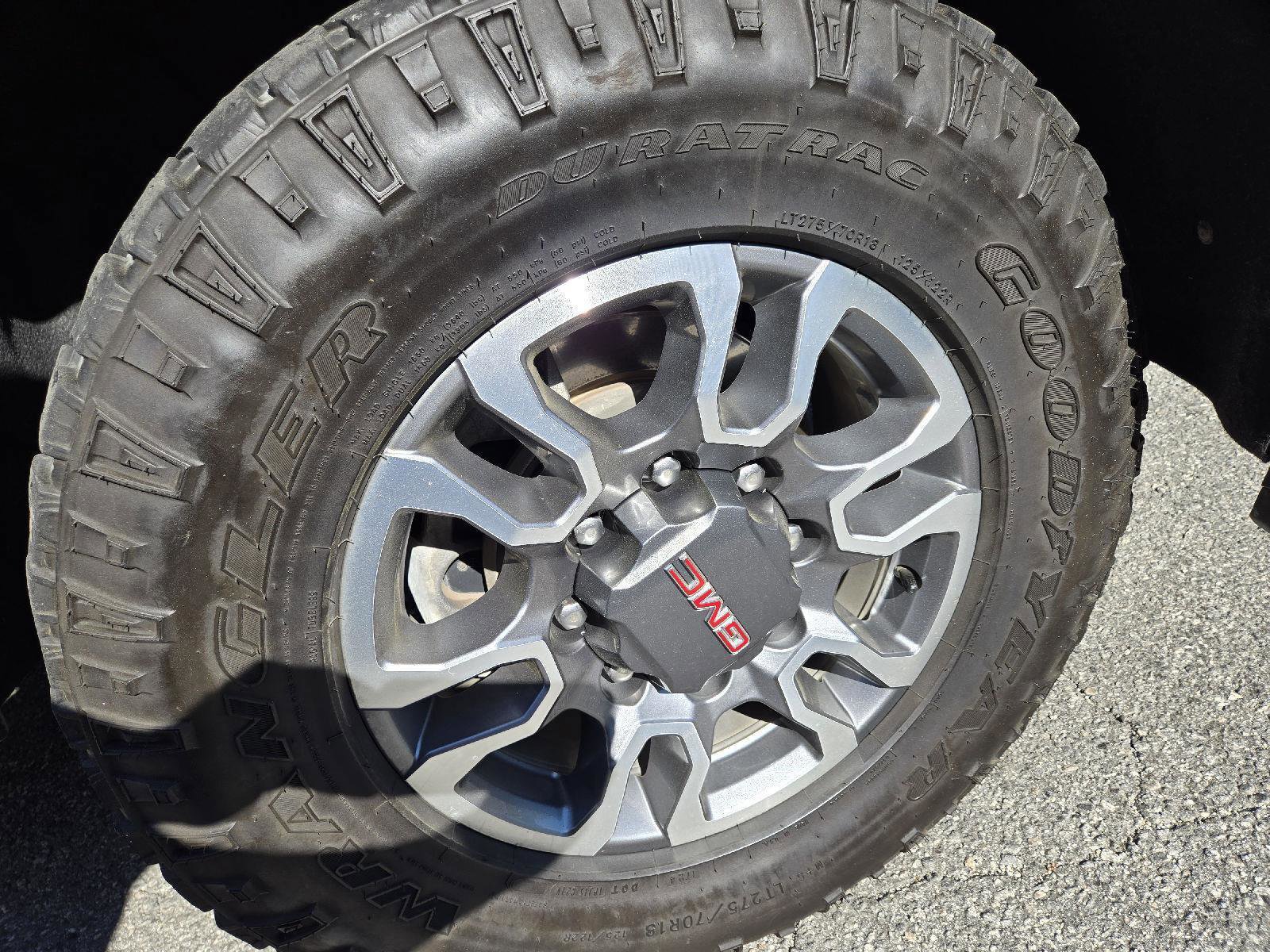 Used 2022 GMC Sierra 2500 SLT w/ SLT Convenience Package image 21