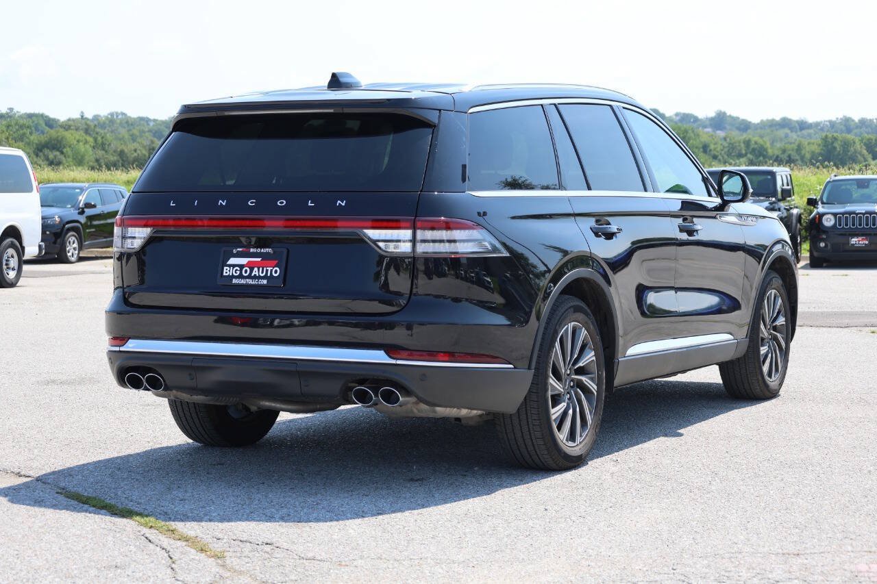 Used 2025 Lincoln Aviator AWD image 9