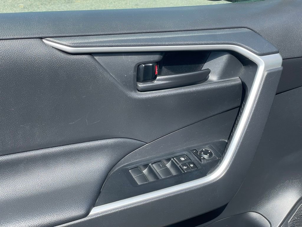 Used 2019 Toyota RAV4 LE w/ All Weather Liner Package image 11