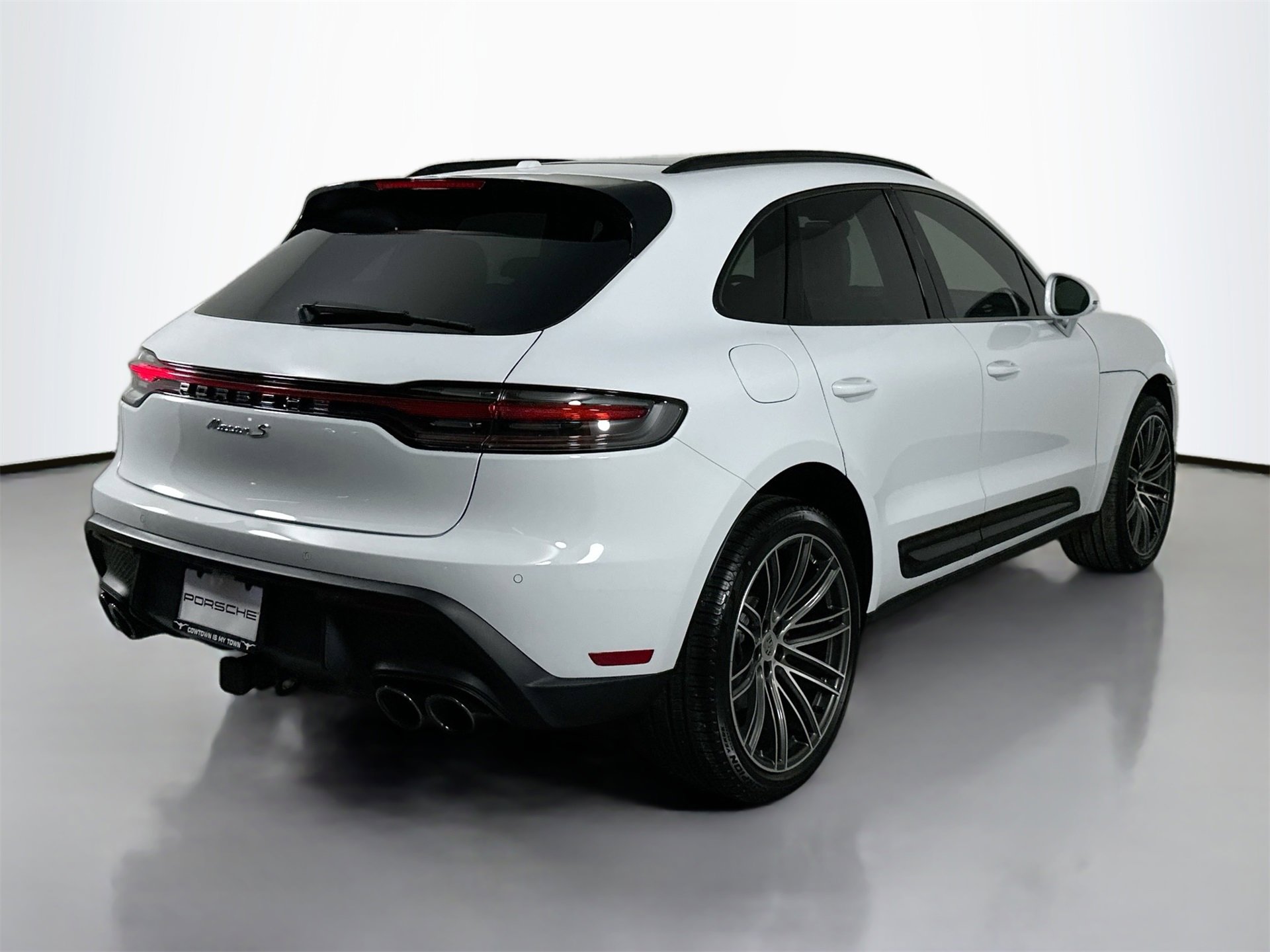 New 2026 Porsche Macan S image 7