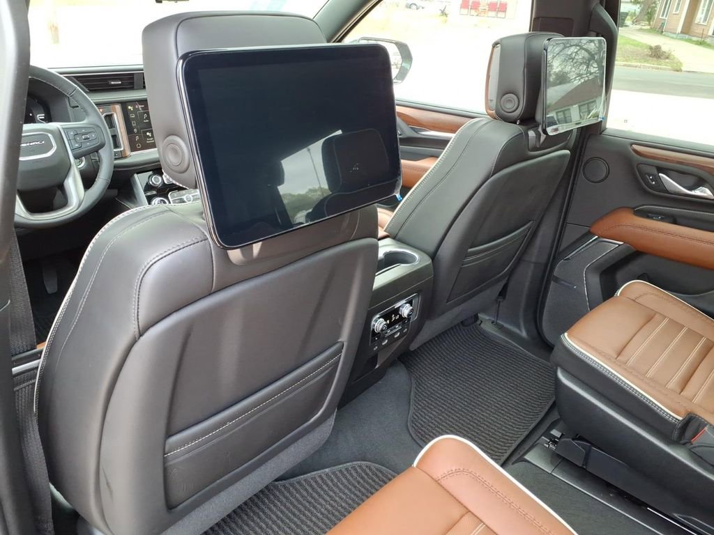 Certified 2023 GMC Yukon Denali Ultimate image 21