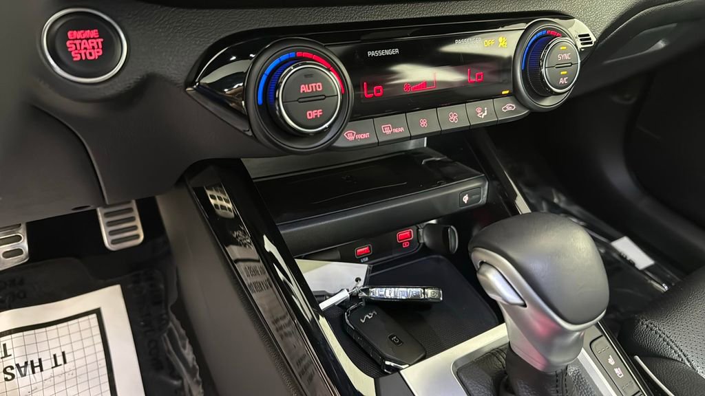 Used 2024 Kia Forte GT-Line w/ GT-Line Premium Package image 21