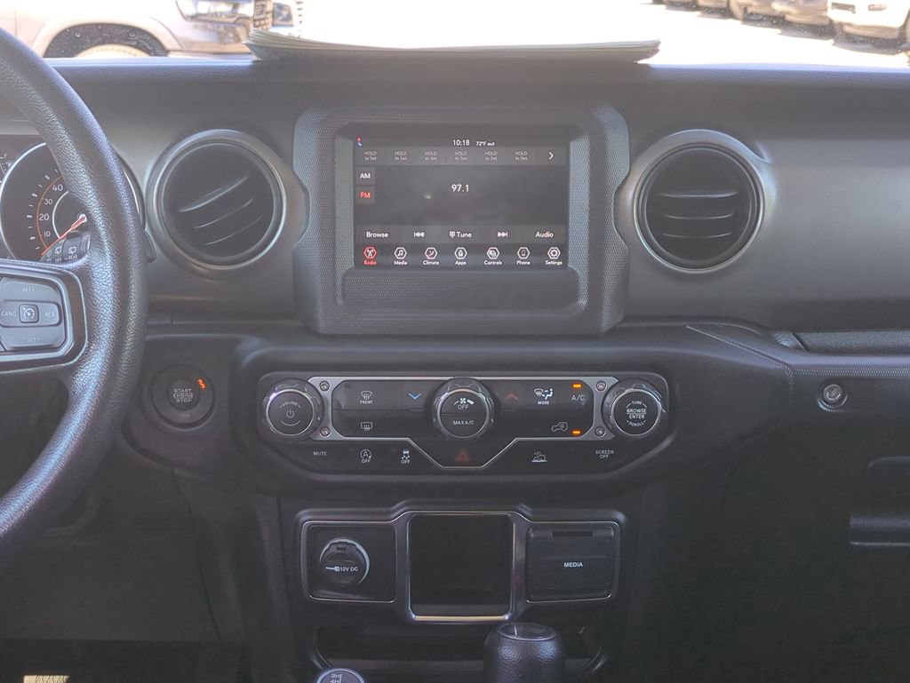 Used 2022 Jeep Wrangler Unlimited Sport image 19