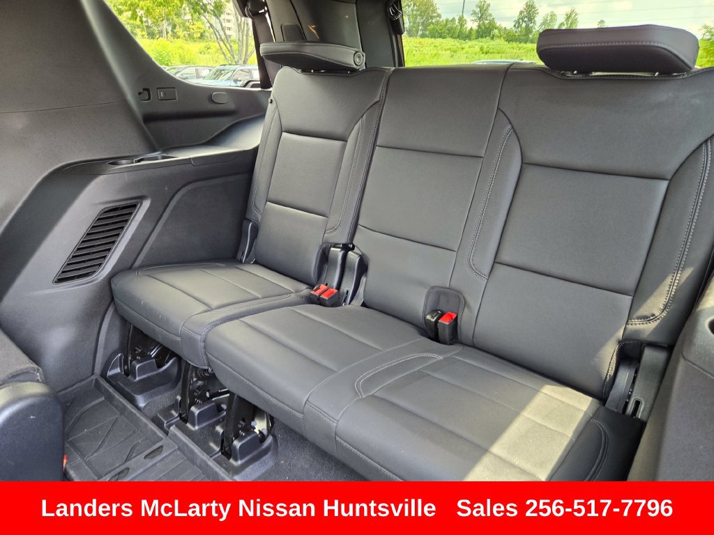 Used 2025 Chevrolet Tahoe Z71 w/ Z71 Off-Road Package AWD/4WD image 14