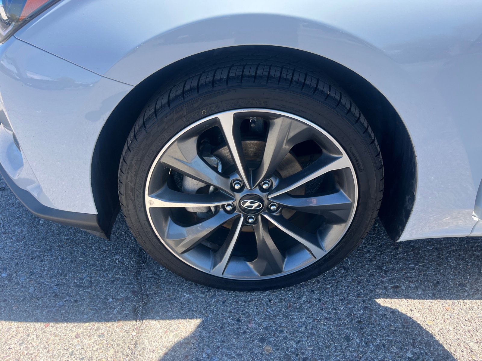 Used 2020 Hyundai Veloster 2.0 Premium image 26