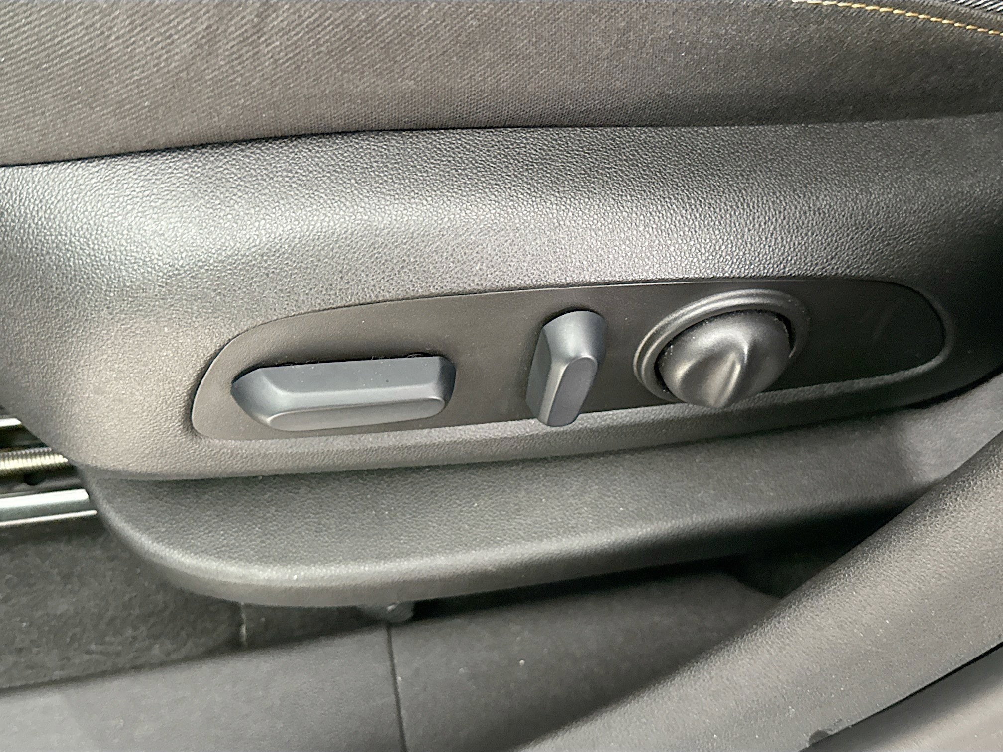 Used 2024 Chevrolet Equinox LT image 22