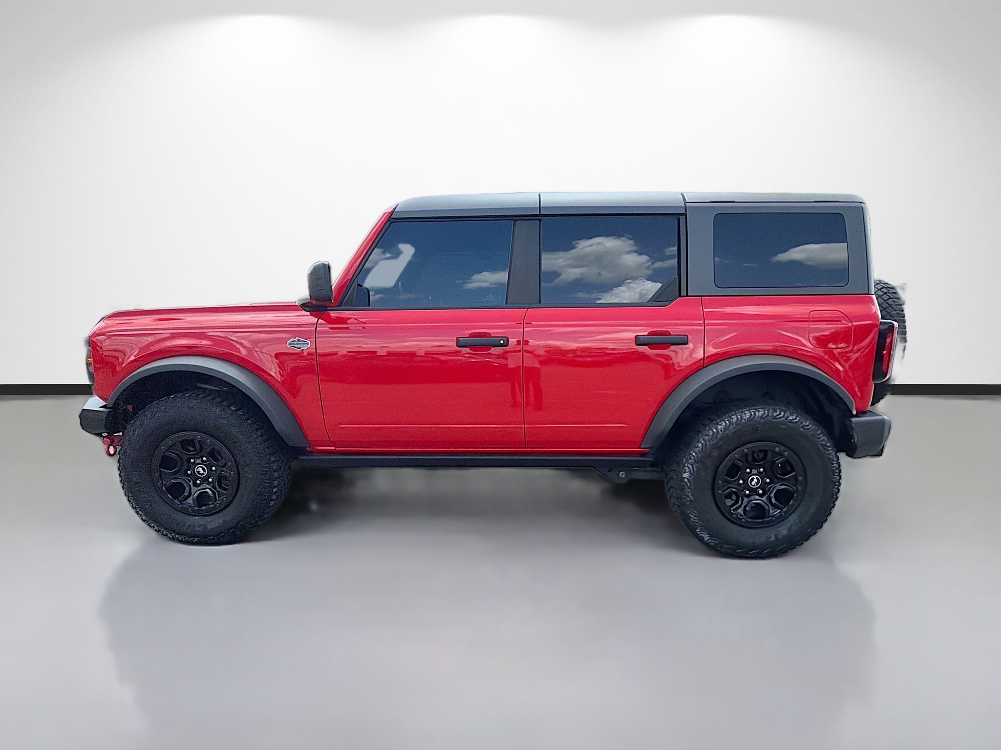 Used 2023 Ford Bronco Wildtrak image 6