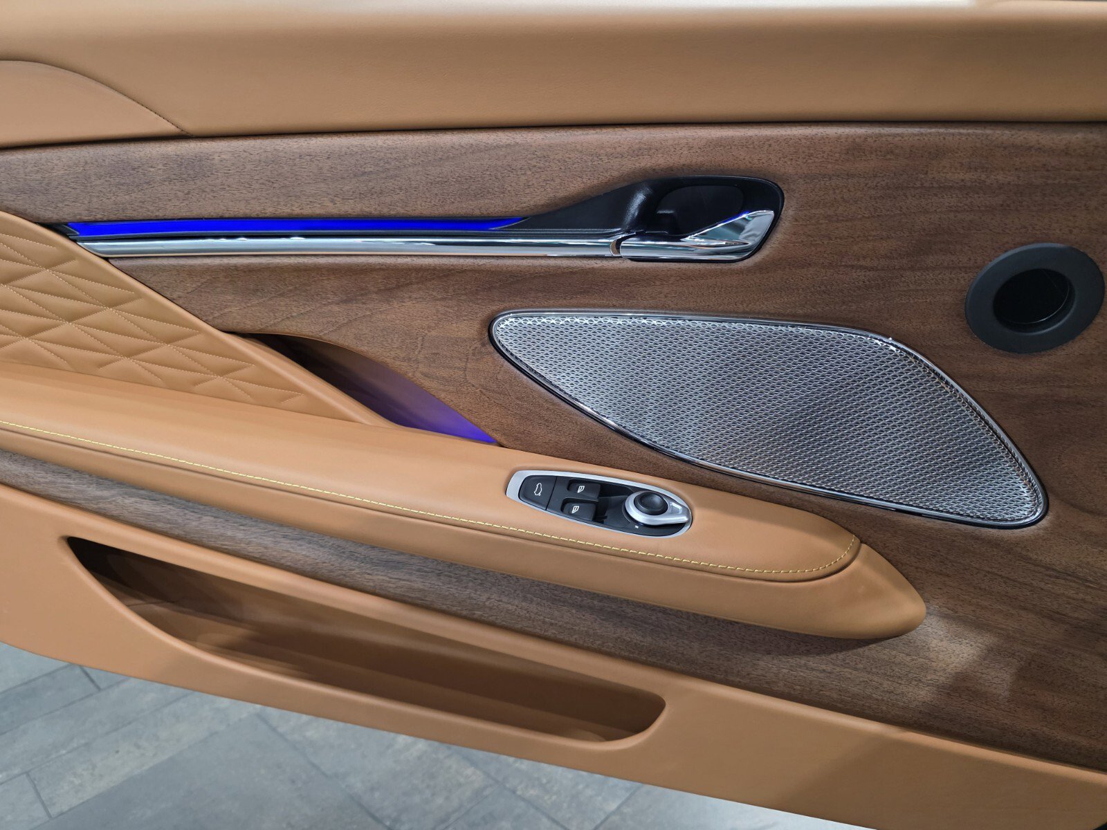 New 2026 Aston Martin DB12 Coupe image 16