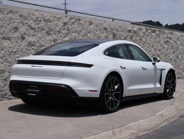 New 2025 Porsche Taycan 4S image 6