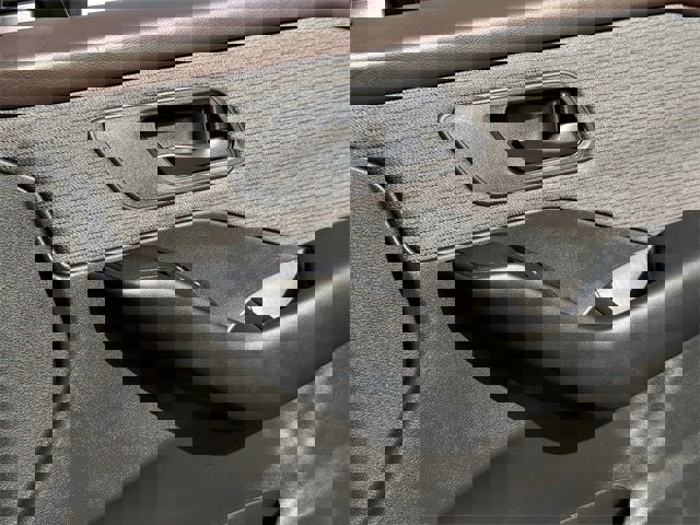 Used 2023 Nissan Rogue S image 26