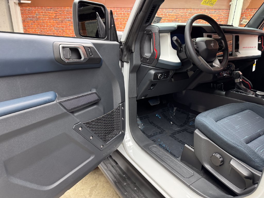 New 2026 Ford Bronco Heritage Edition AWD/4WD image 9