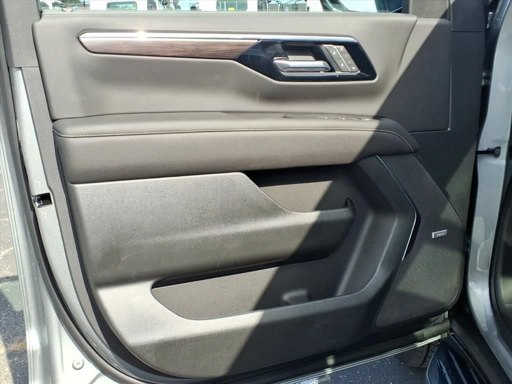 New 2026 Chevrolet Tahoe Premier AWD/4WD image 14