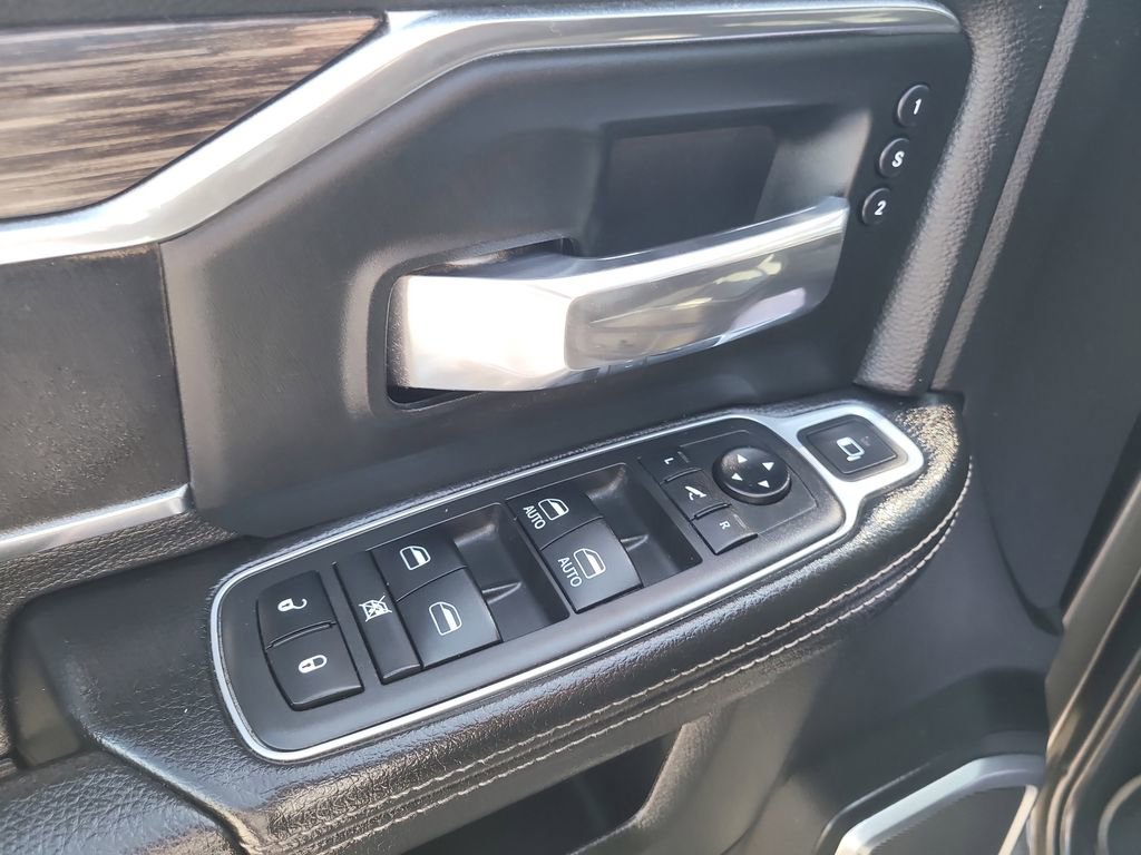Used 2019 RAM 3500 Laramie AWD/4WD image 21