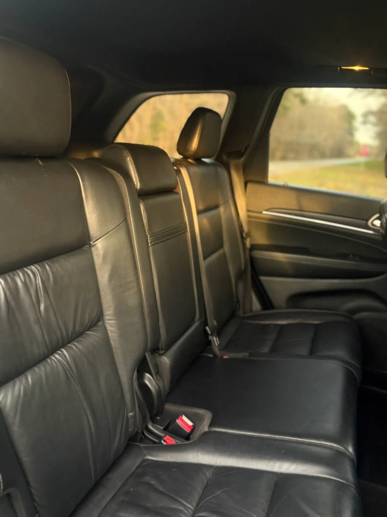 Used 2015 Jeep Grand Cherokee Limited AWD/4WD image 15