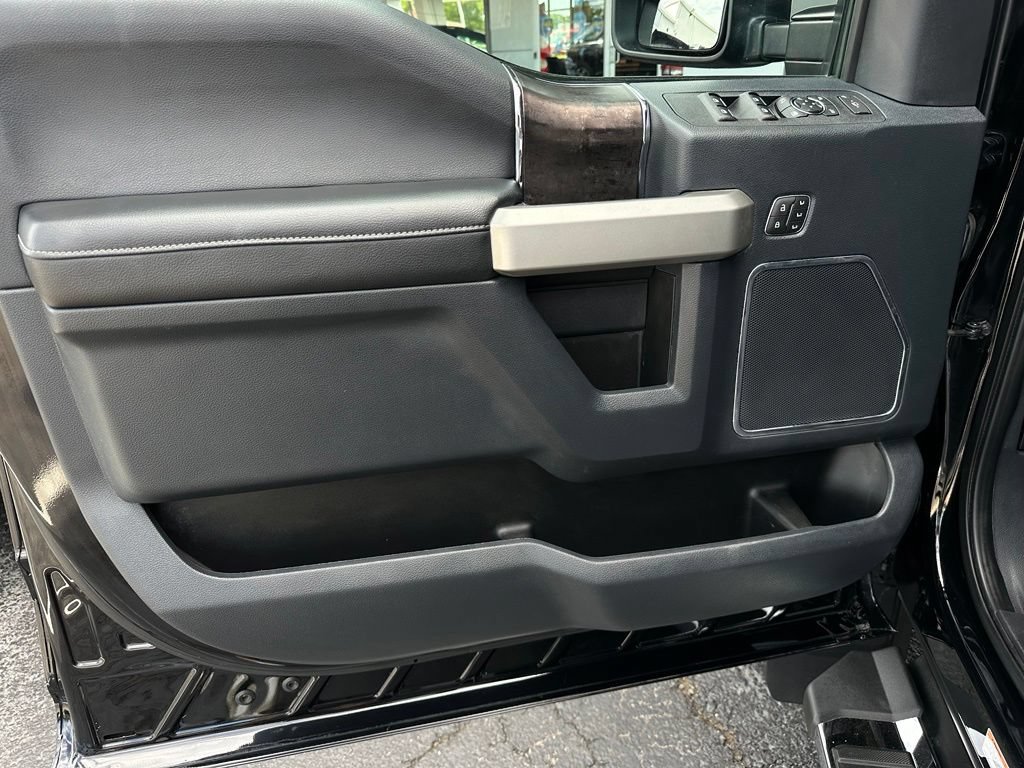 Used 2022 Ford F450 Lariat w/ Lariat Value Package AWD/4WD image 11