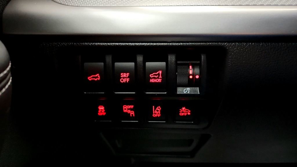 Used 2017 Subaru Outback 2.5i Premium AWD/4WD image 34