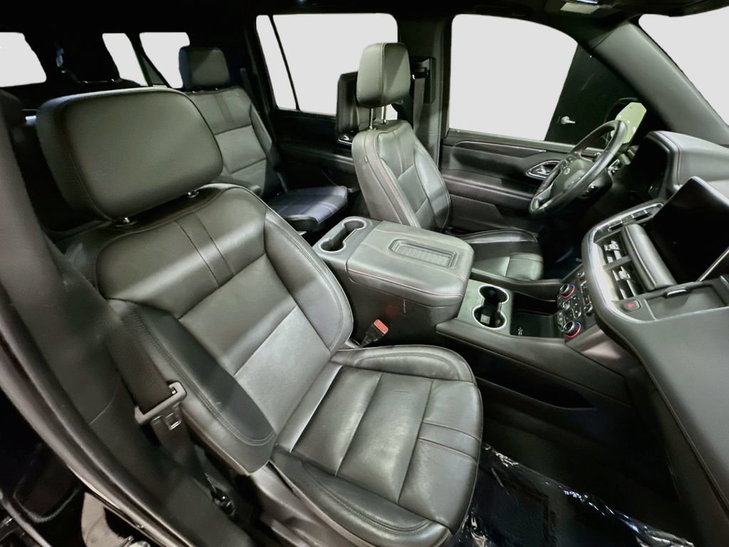 Used 2021 Chevrolet Suburban RST w/ Luxury Package AWD/4WD image 31
