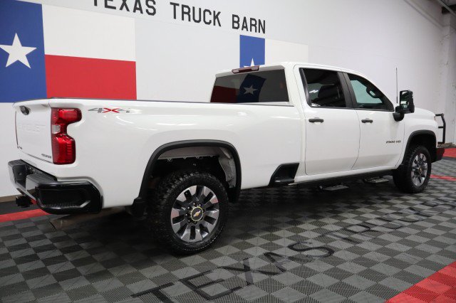 Used 2022 Chevrolet Silverado 2500 Custom w/ Custom Value Package AWD/4WD image 18