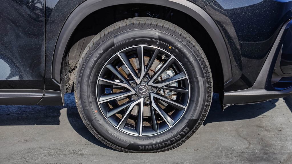 Used 2022 Lexus NX 350h AWD image 10