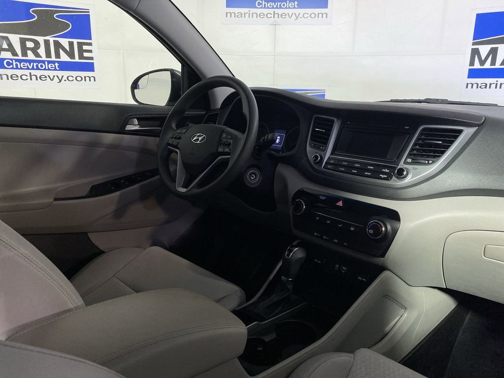 Used 2018 Hyundai Tucson SE AWD/4WD image 10