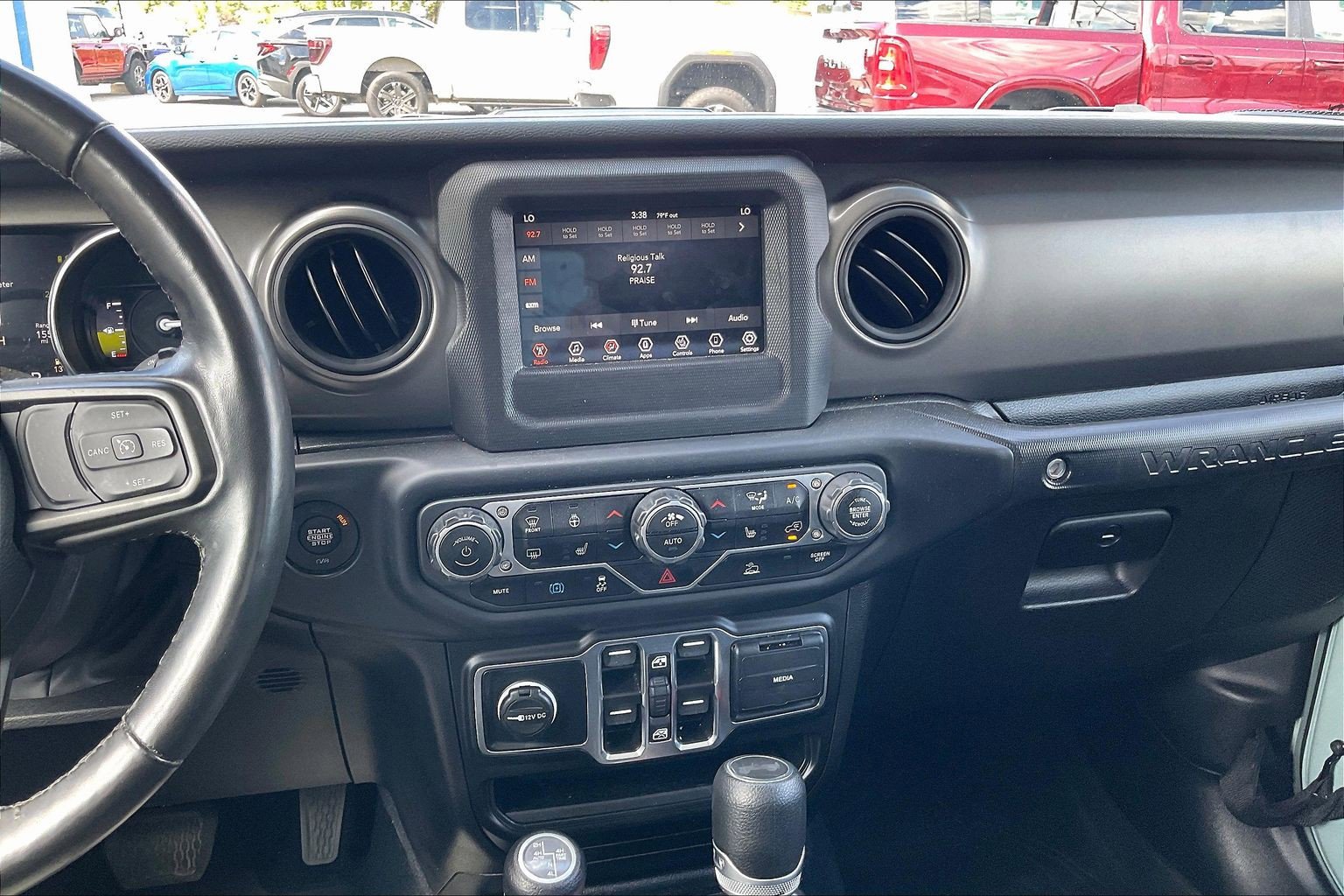 Used 2023 Jeep Wrangler Unlimited w/ Cold Weather Group AWD/4WD image 6
