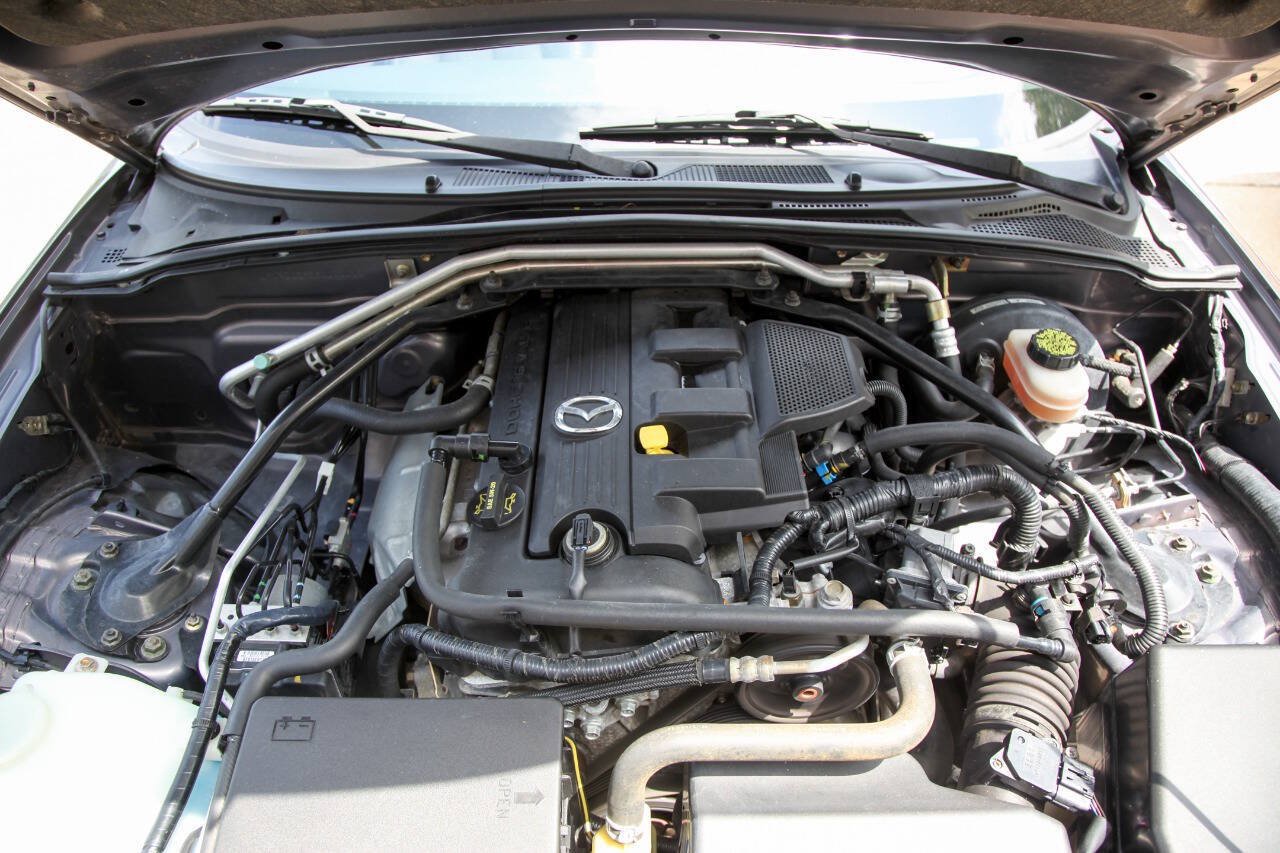 Used 2006 MAZDA MX-5 Miata Grand Touring w/ Premium Pkg RWD image 49