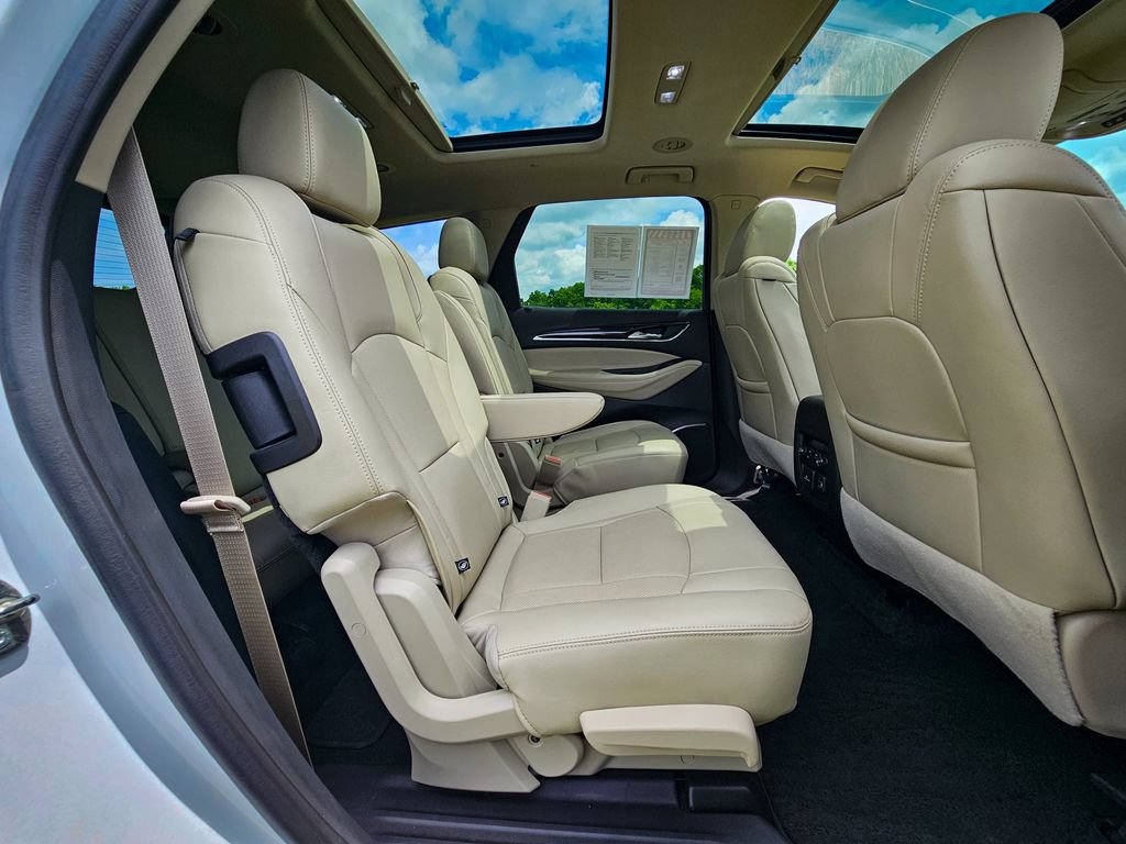 Used 2020 Buick Enclave Premium w/ Sun and Sites Package AWD/4WD image 41