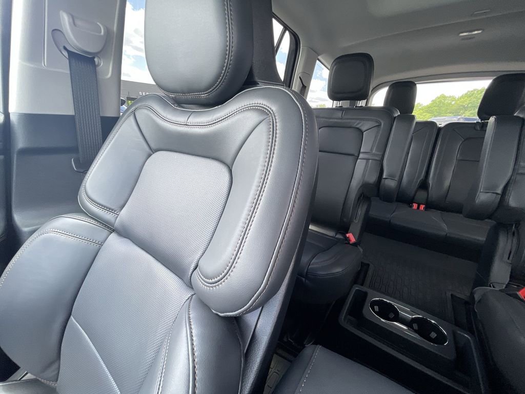 New 2026 Lincoln Aviator Reserve AWD/4WD image 12