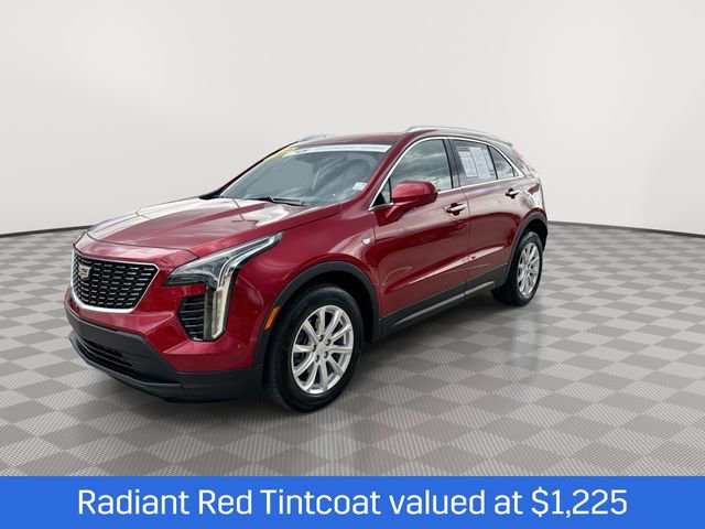 Certified 2023 Cadillac XT4 Luxury w/ Cold Weather Package image 4