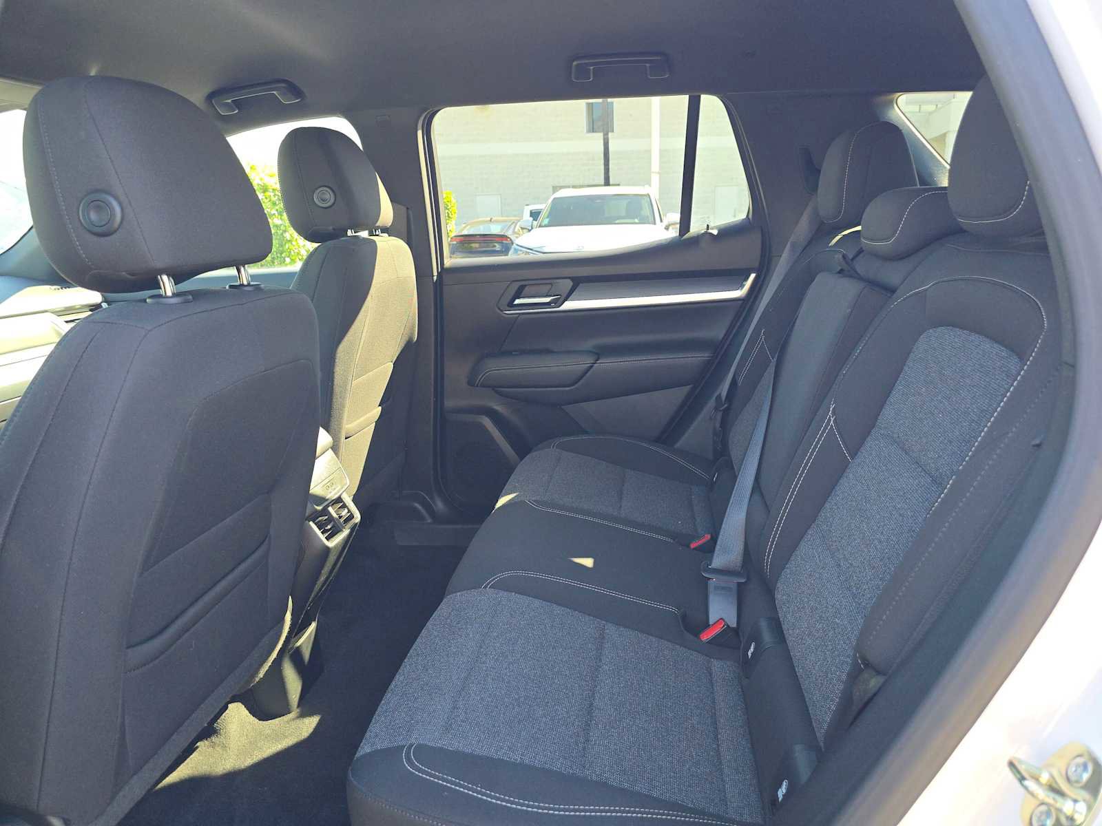 Used 2025 GMC Terrain Elevation image 18