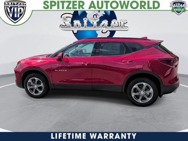 New 2026 Chevrolet Blazer LT w/ Convenience Package FWD image 9