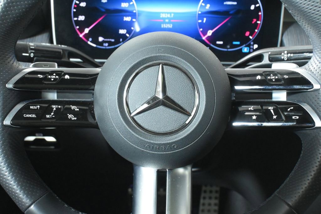 Certified 2025 Mercedes-Benz GLC 300 4MATIC image 19