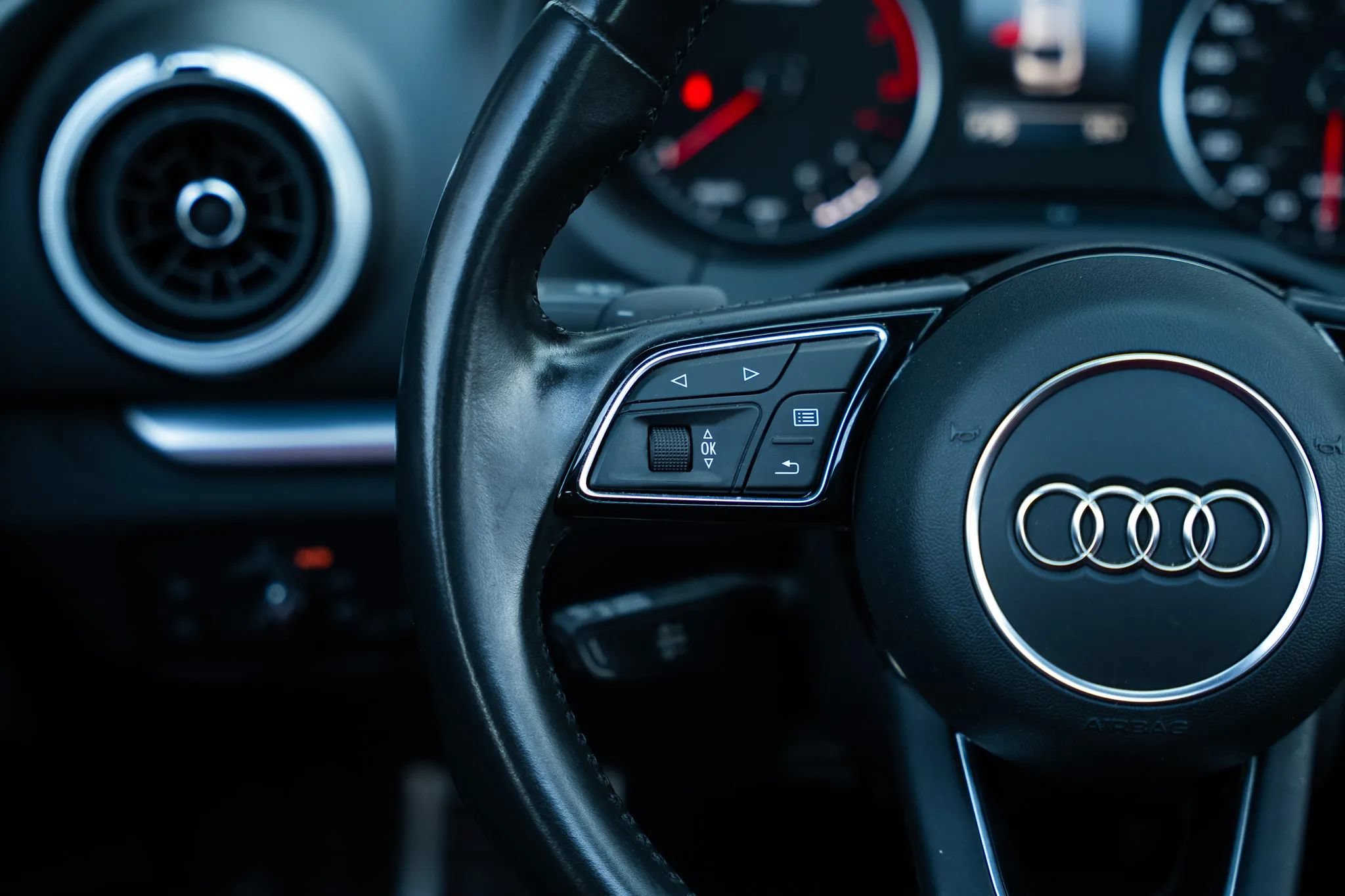 Used 2020 Audi A3 2.0T Premium FWD image 39