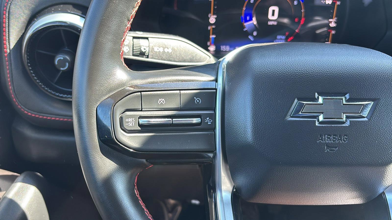 Used 2023 Chevrolet Colorado Z71 w/ Z71 Convenience Package 2 image 19