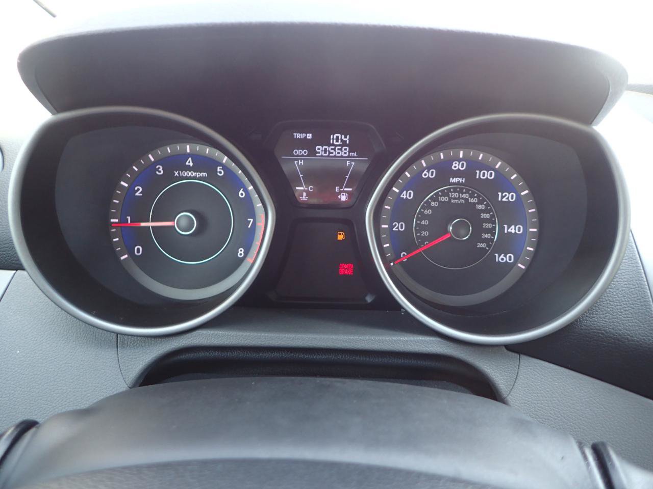 Used 2013 Hyundai Elantra GLS FWD image 16