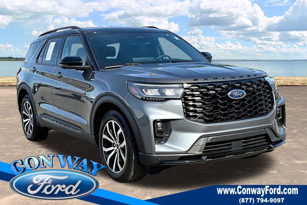 Used 2025 Ford Explorer ST-Line w/ Premium Package