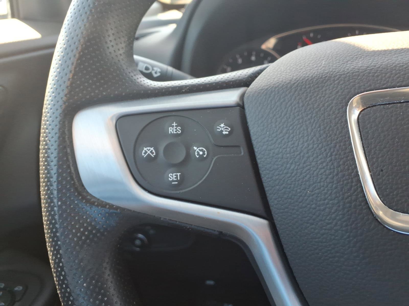 Used 2022 GMC Terrain SLE w/ Driver Convenience Package image 24