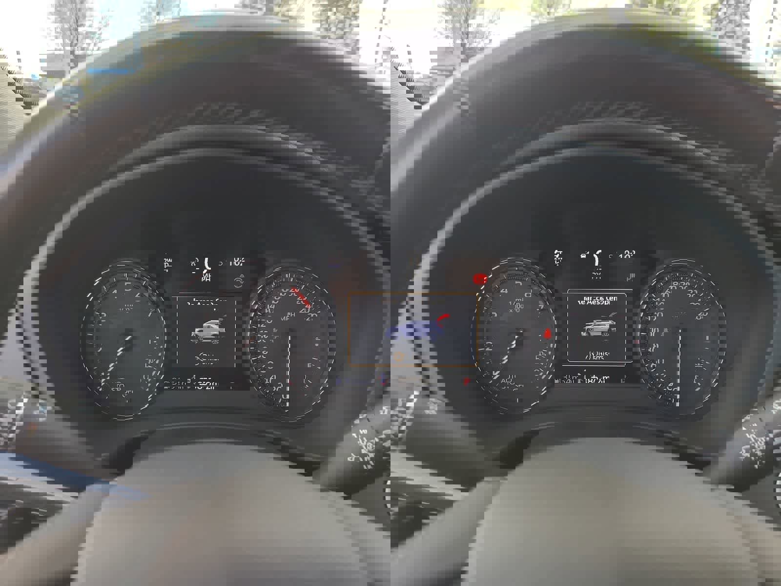 Used 2019 Cadillac XT4 Premium Luxury w/ Technology Package image 26