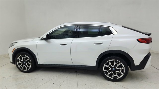 Used 2025 BMW X2 xDrive28i image 4