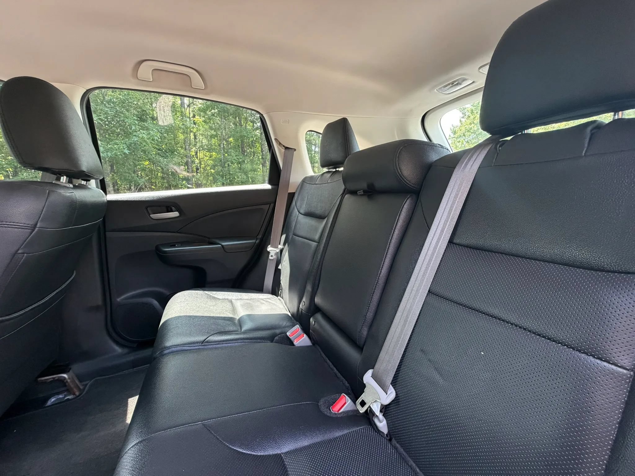 Used 2016 Honda CR-V LX image 19