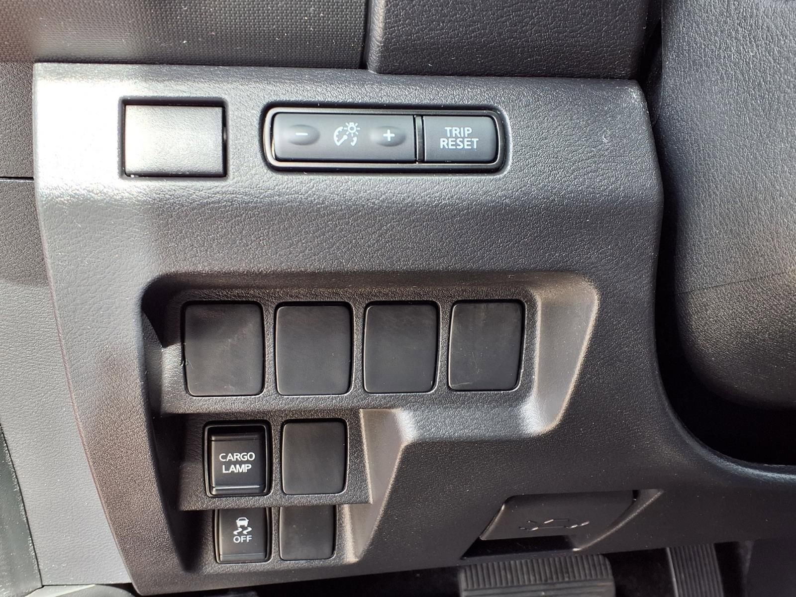 Used 2023 Nissan Frontier SV w/ Tow Package image 26