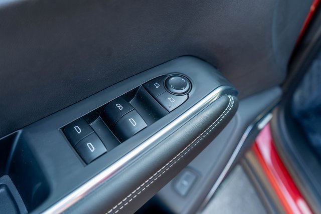 Used 2025 GMC Acadia Elevation w/ LPO, Floor Liner Package image 20