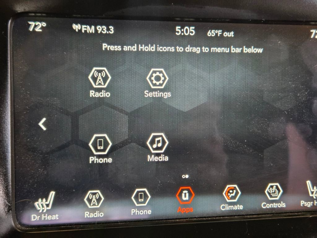 Used 2019 Jeep Cherokee Latitude Plus w/ Comfort/Convenience Group image 46