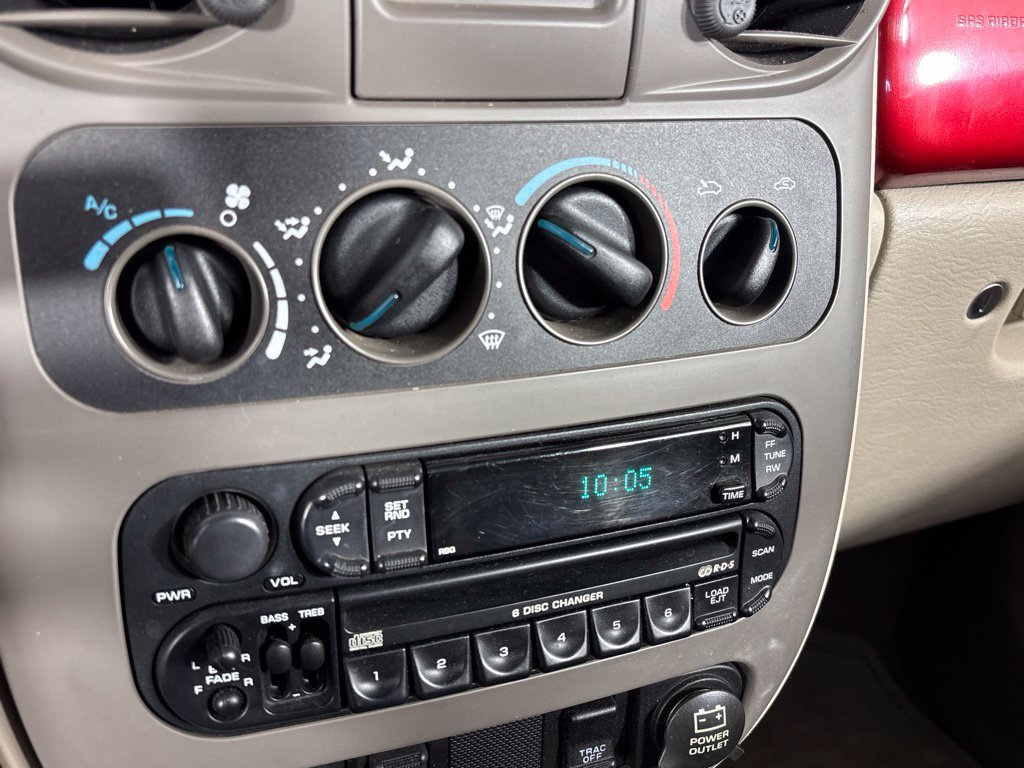 Used 2005 Chrysler PT Cruiser GT FWD image 28