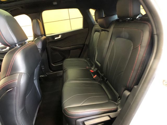 Used 2025 Ford Escape ST-Line Elite w/ Premium Technology Package AWD/4WD image 22