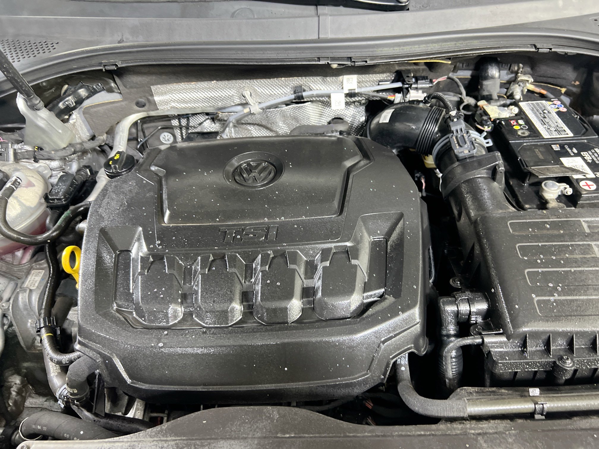 Used 2022 Volkswagen Tiguan SE AWD/4WD image 29