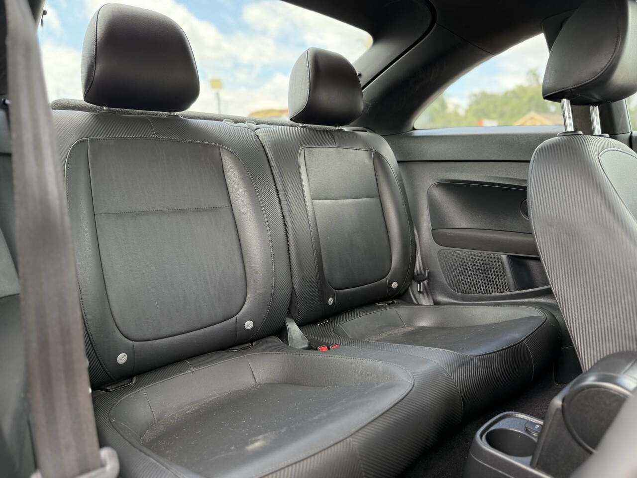 Used 2017 Volkswagen Beetle 1.8T Classic FWD image 21